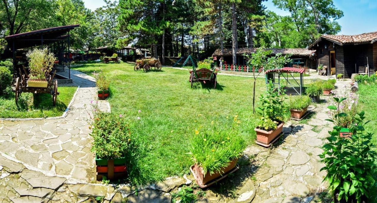 Hotel Izvora - Garden Retreat Arbanasi Exterior foto