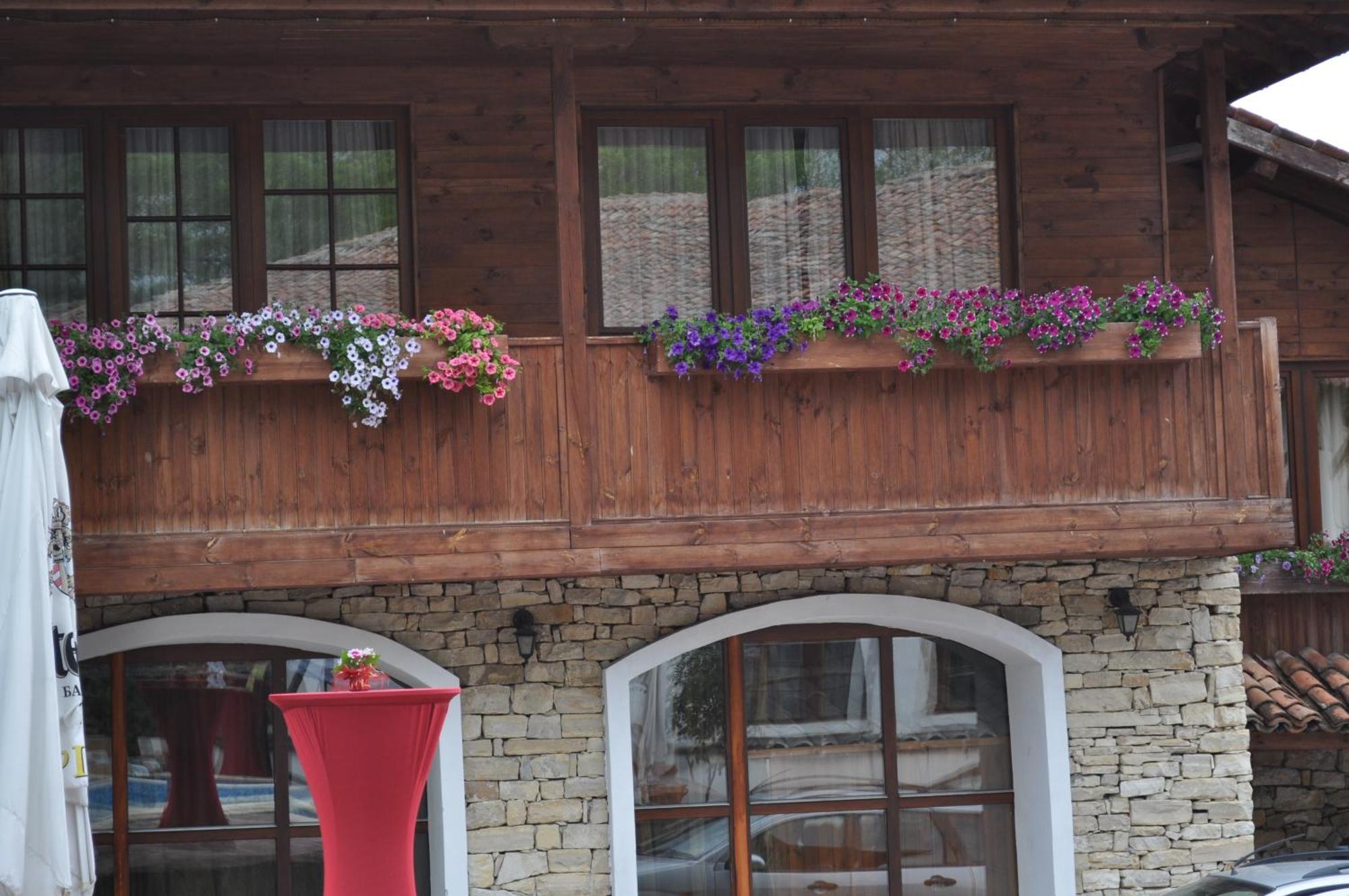 Hotel Izvora - Garden Retreat Arbanasi Exterior foto